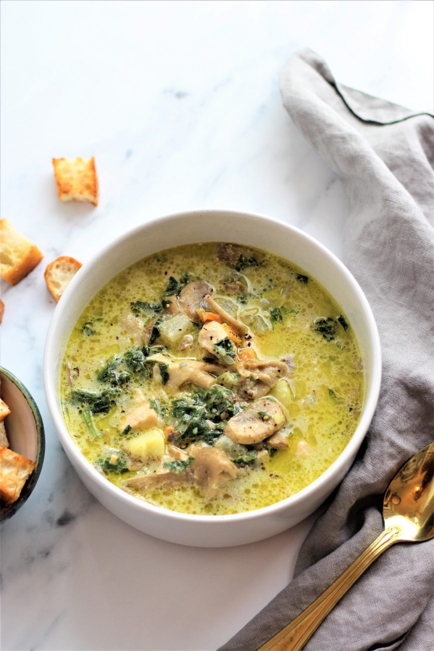 Supë kremoze me kërpudha dhe pulë
